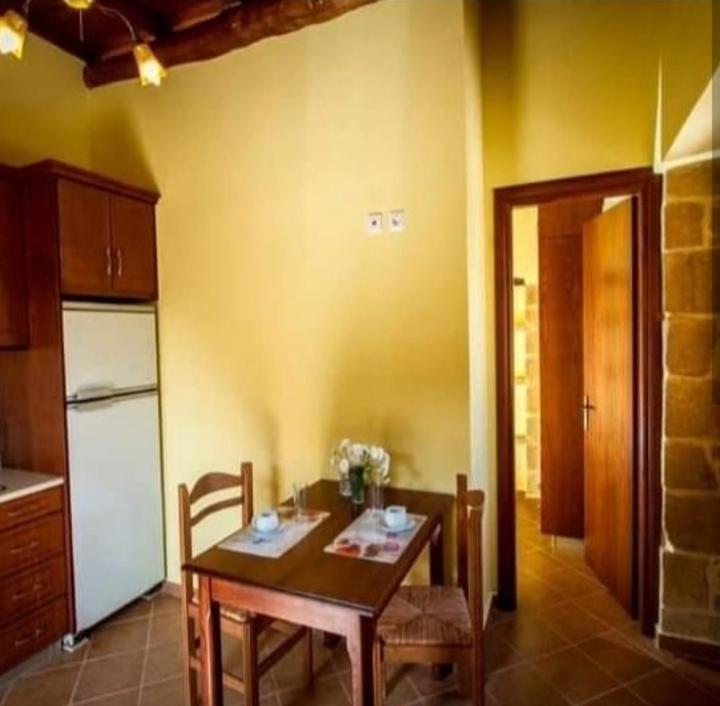 Luxurious Stone Apartment 2 Kera  Bagian luar foto